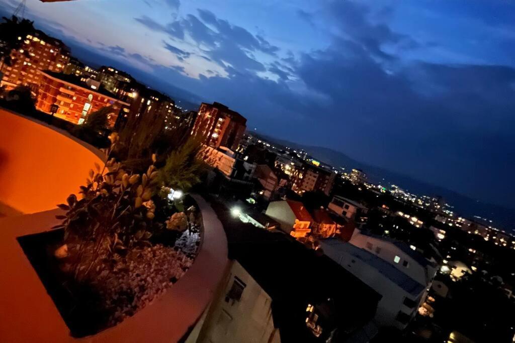 The White Soap Rooftop Скопие Екстериор снимка